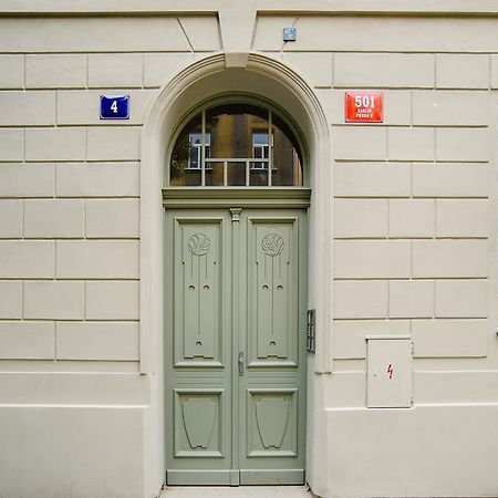 Apartment Gesse Brezinova Prag Dış mekan fotoğraf