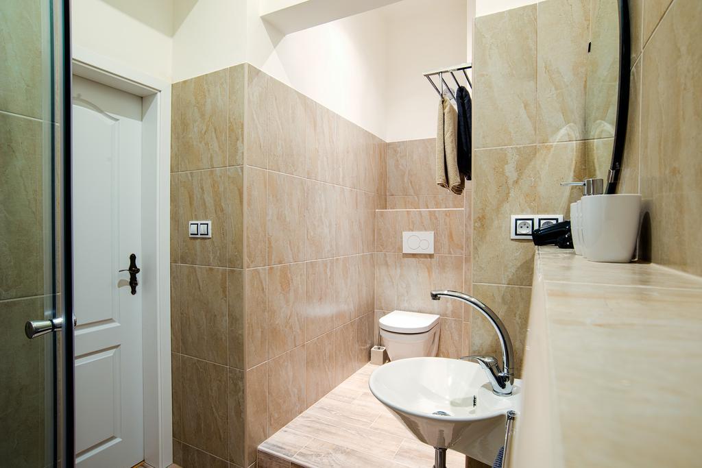 Apartment Gesse Brezinova Prag Dış mekan fotoğraf