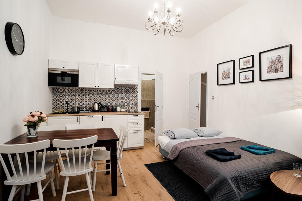 Apartment Gesse Brezinova Prag Dış mekan fotoğraf