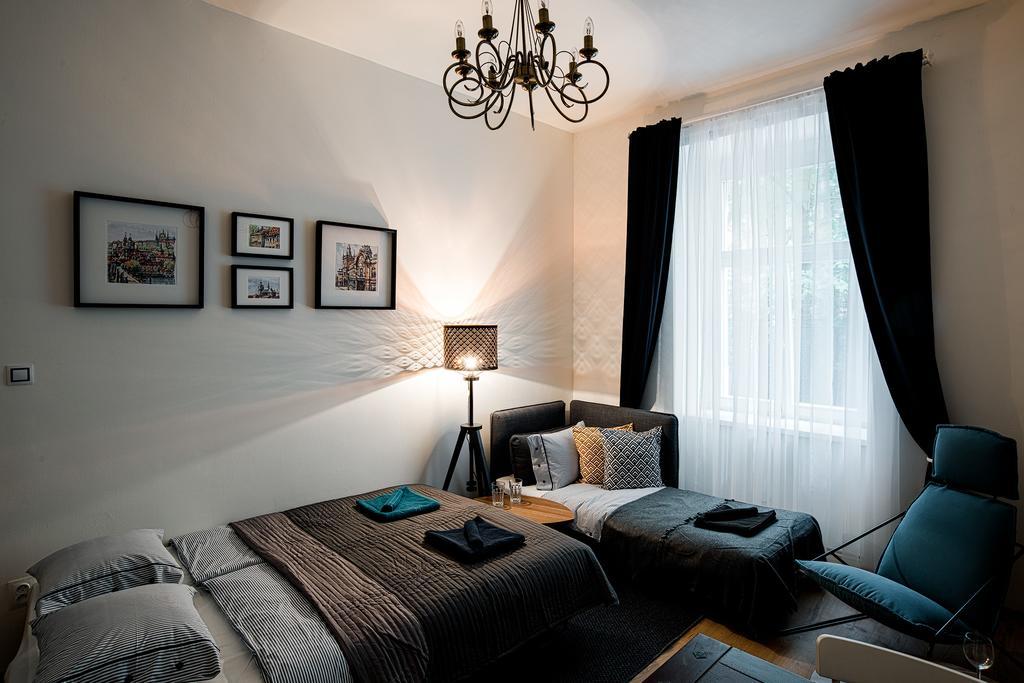 Apartment Gesse Brezinova Prag Dış mekan fotoğraf