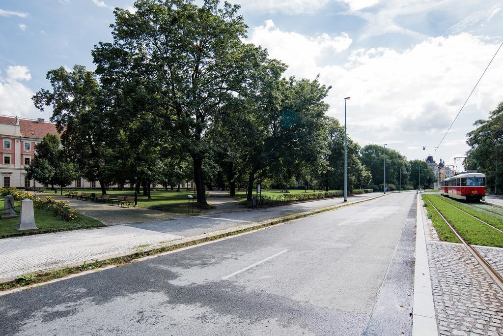 Apartment Gesse Brezinova Prag Dış mekan fotoğraf