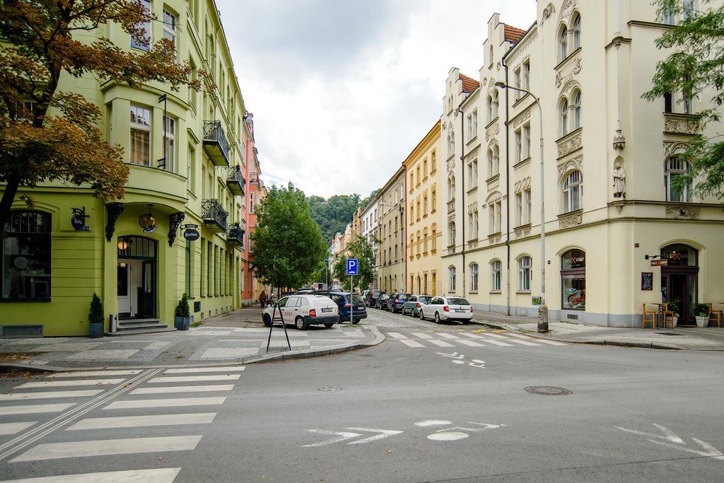 Apartment Gesse Brezinova Prag Dış mekan fotoğraf