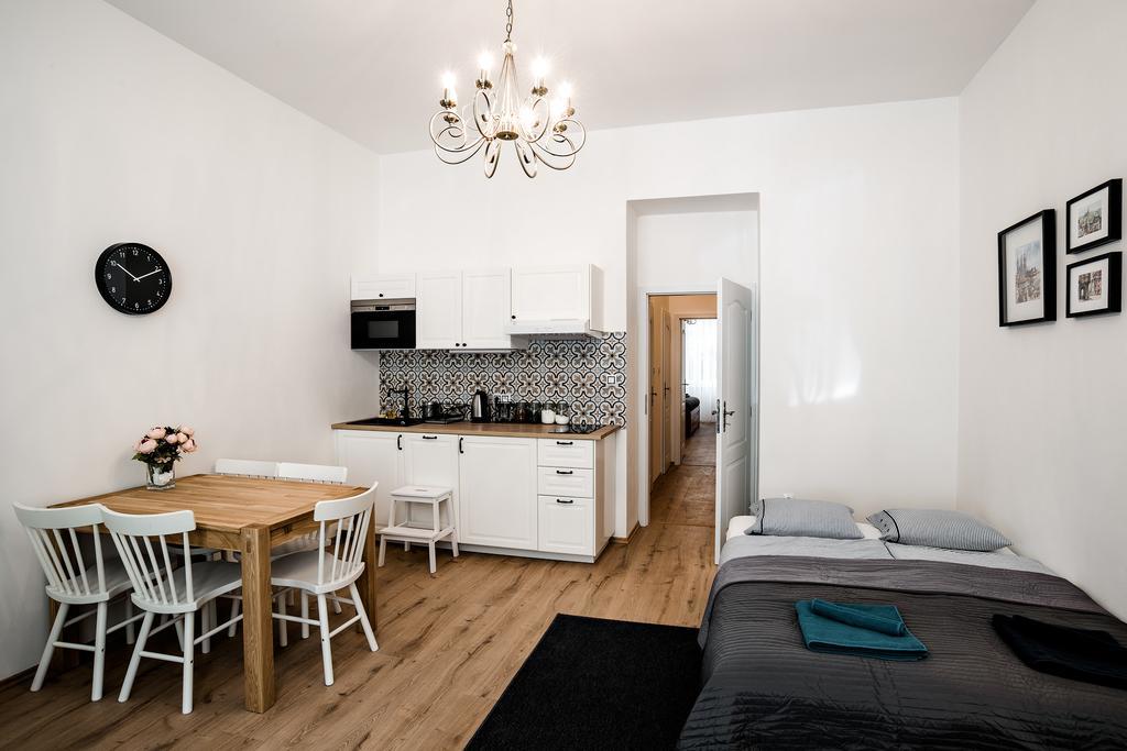 Apartment Gesse Brezinova Prag Dış mekan fotoğraf