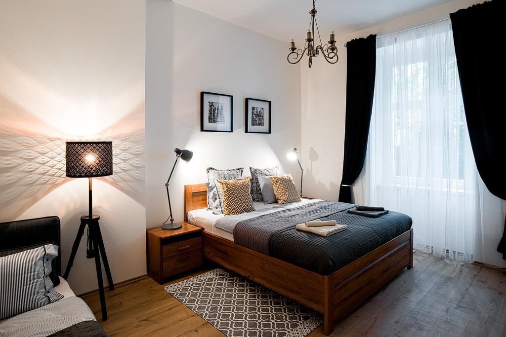 Apartment Gesse Brezinova Prag Dış mekan fotoğraf