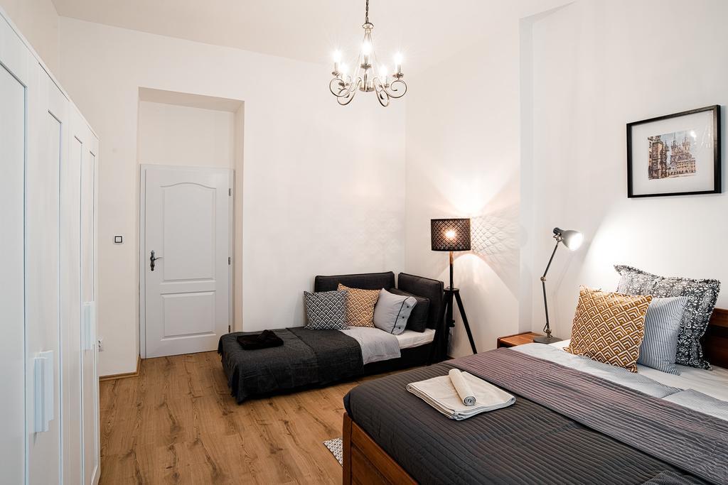Apartment Gesse Brezinova Prag Dış mekan fotoğraf